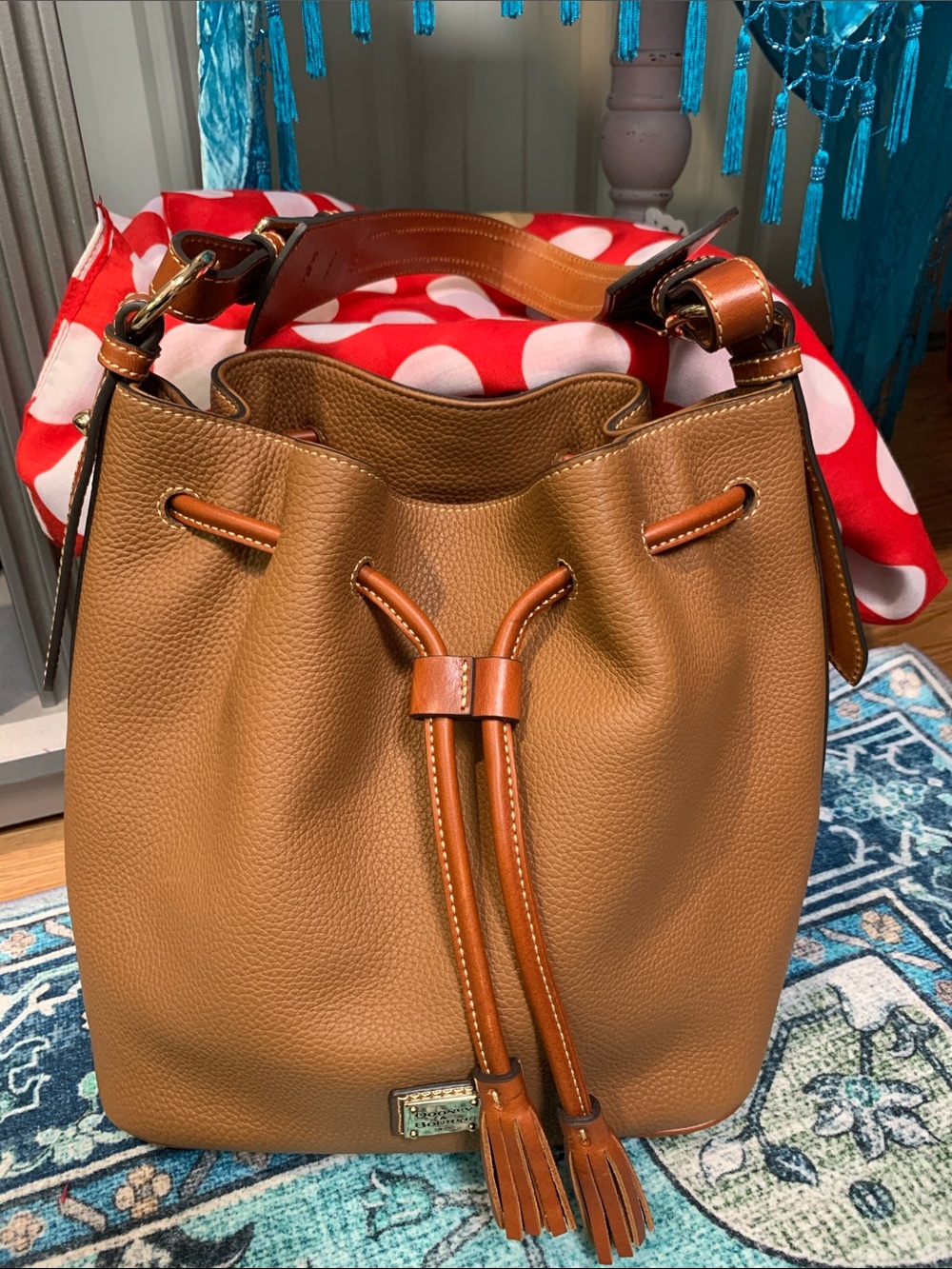Dooney & Bourke R2077 pebbled leather drawstring bucket bag NEW QVC camel tan